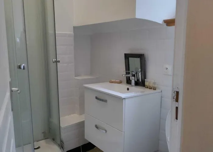 2 Pieces A Sur Gesse *